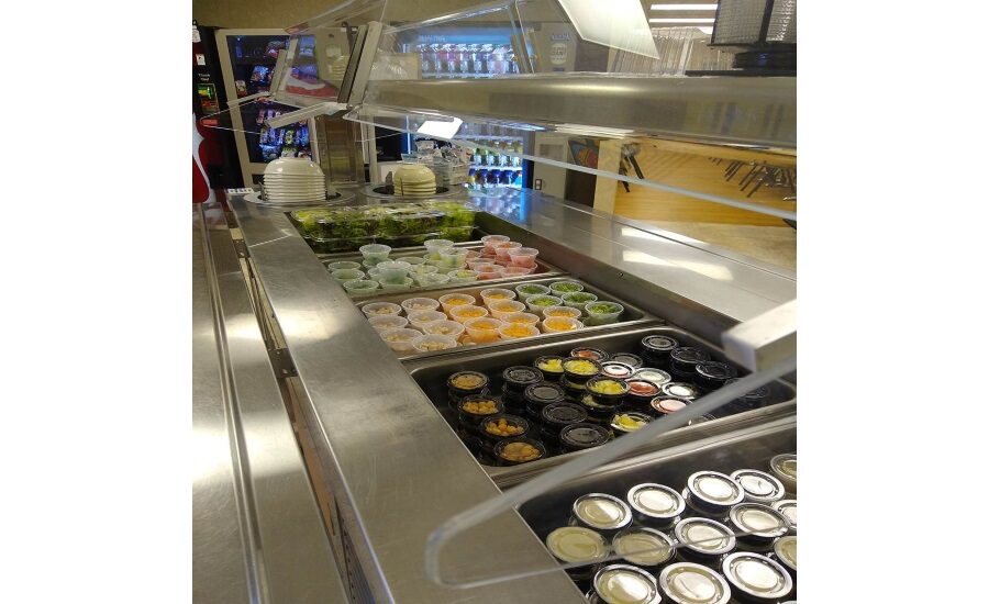 Slideshow - Foodservice pandemic safety: An update on an industry in flux